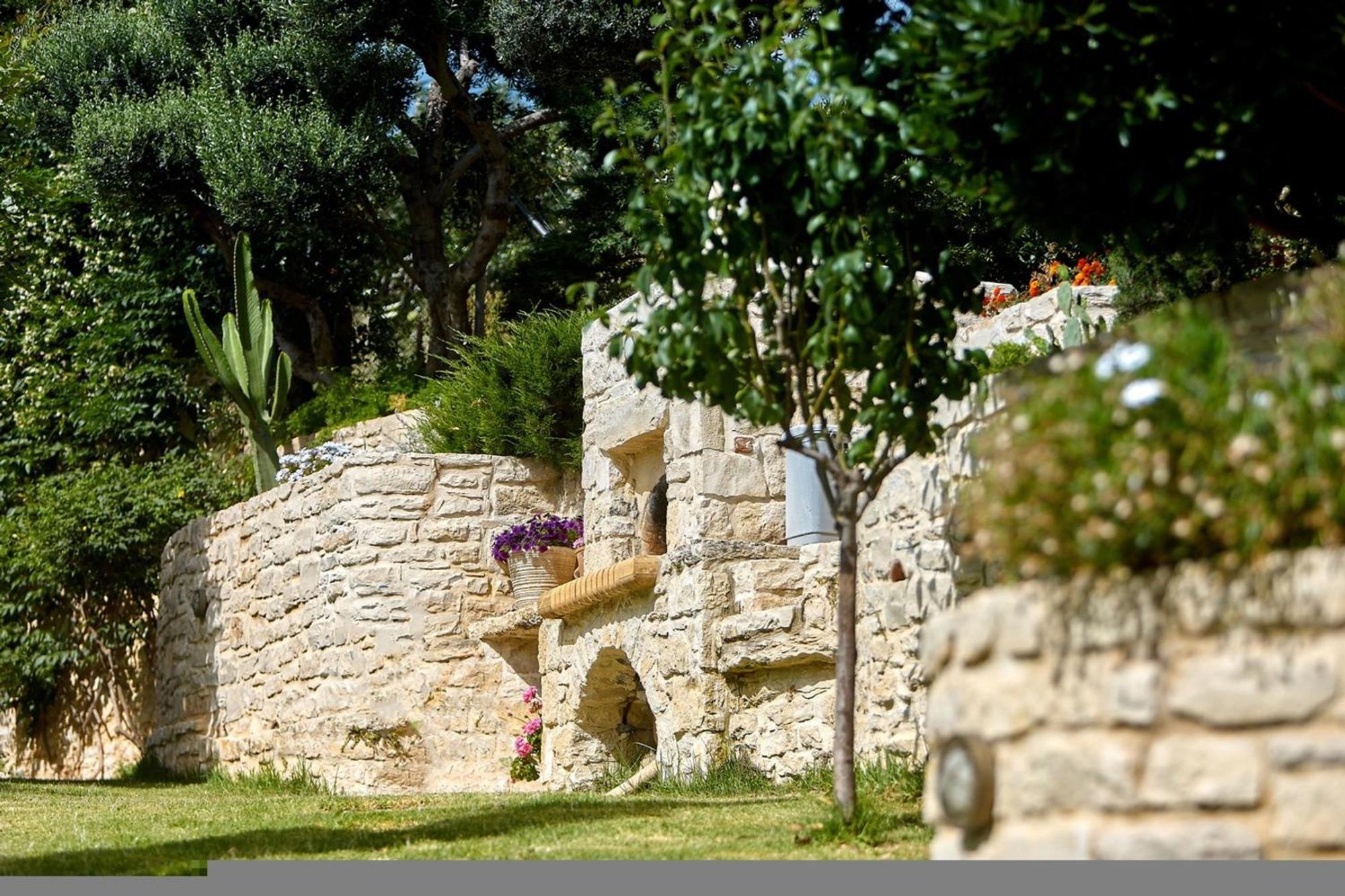 Villa Vollard With Amazing View Pool 이라클리온 외부 사진