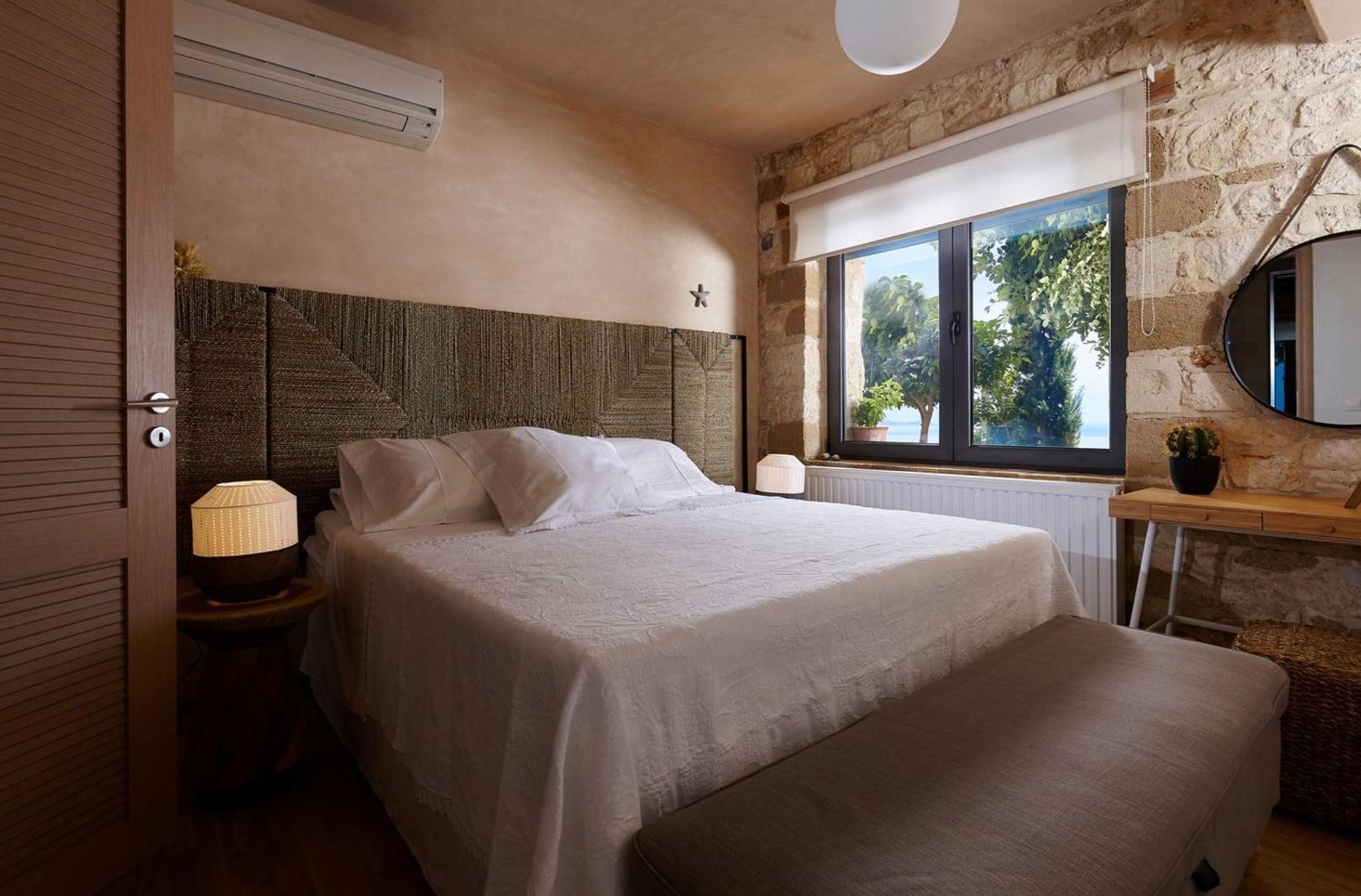 Villa Vollard With Amazing View Pool 이라클리온 외부 사진