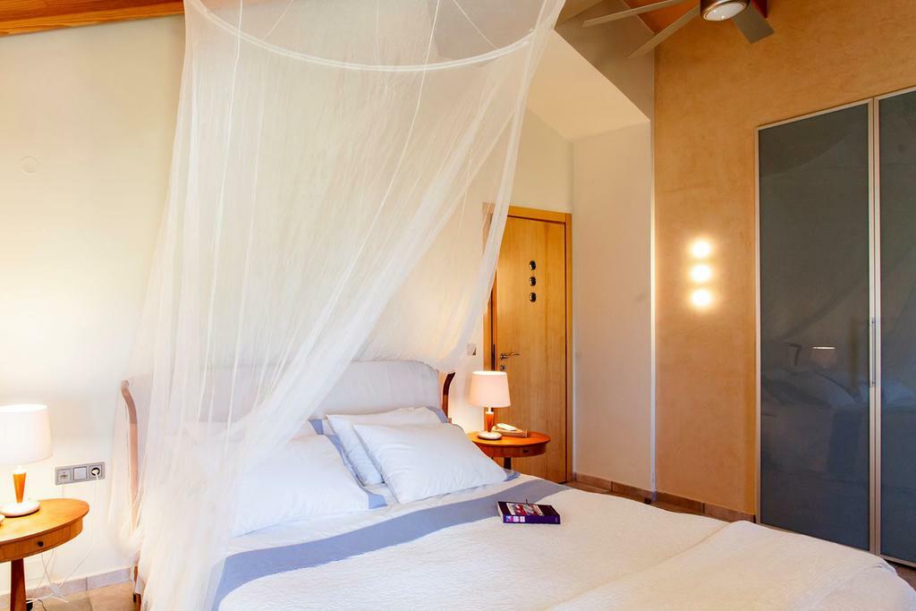 Villa Vollard With Amazing View Pool 이라클리온 객실 사진