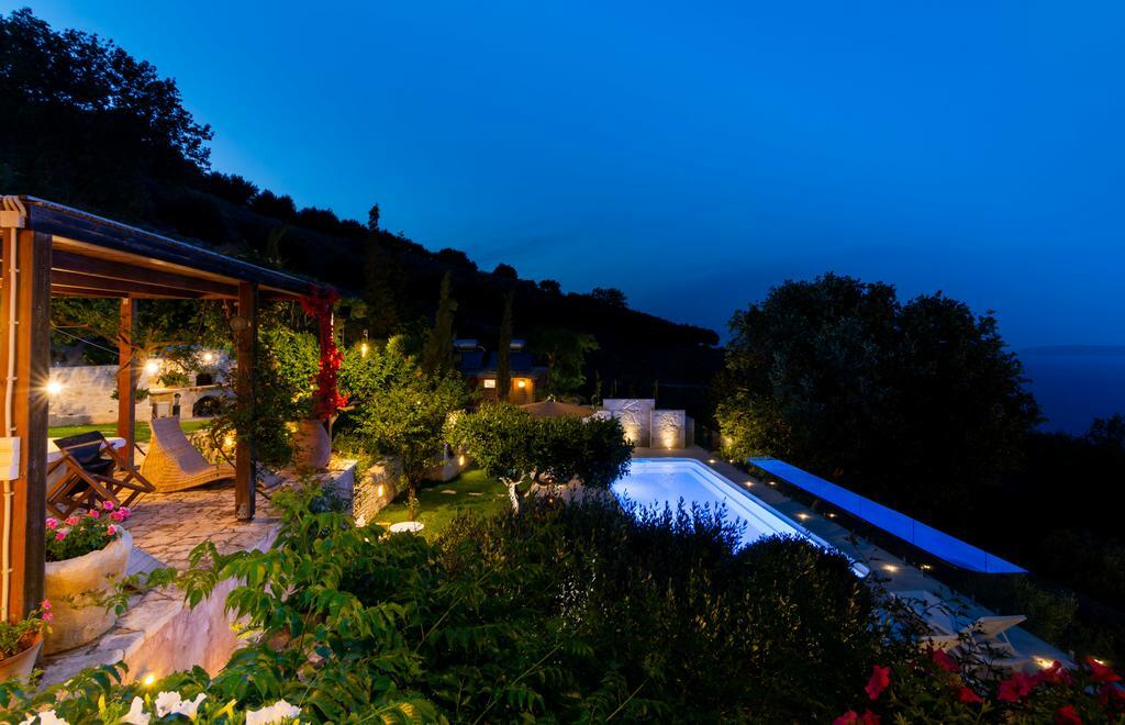 Villa Vollard With Amazing View Pool 이라클리온 시설 사진